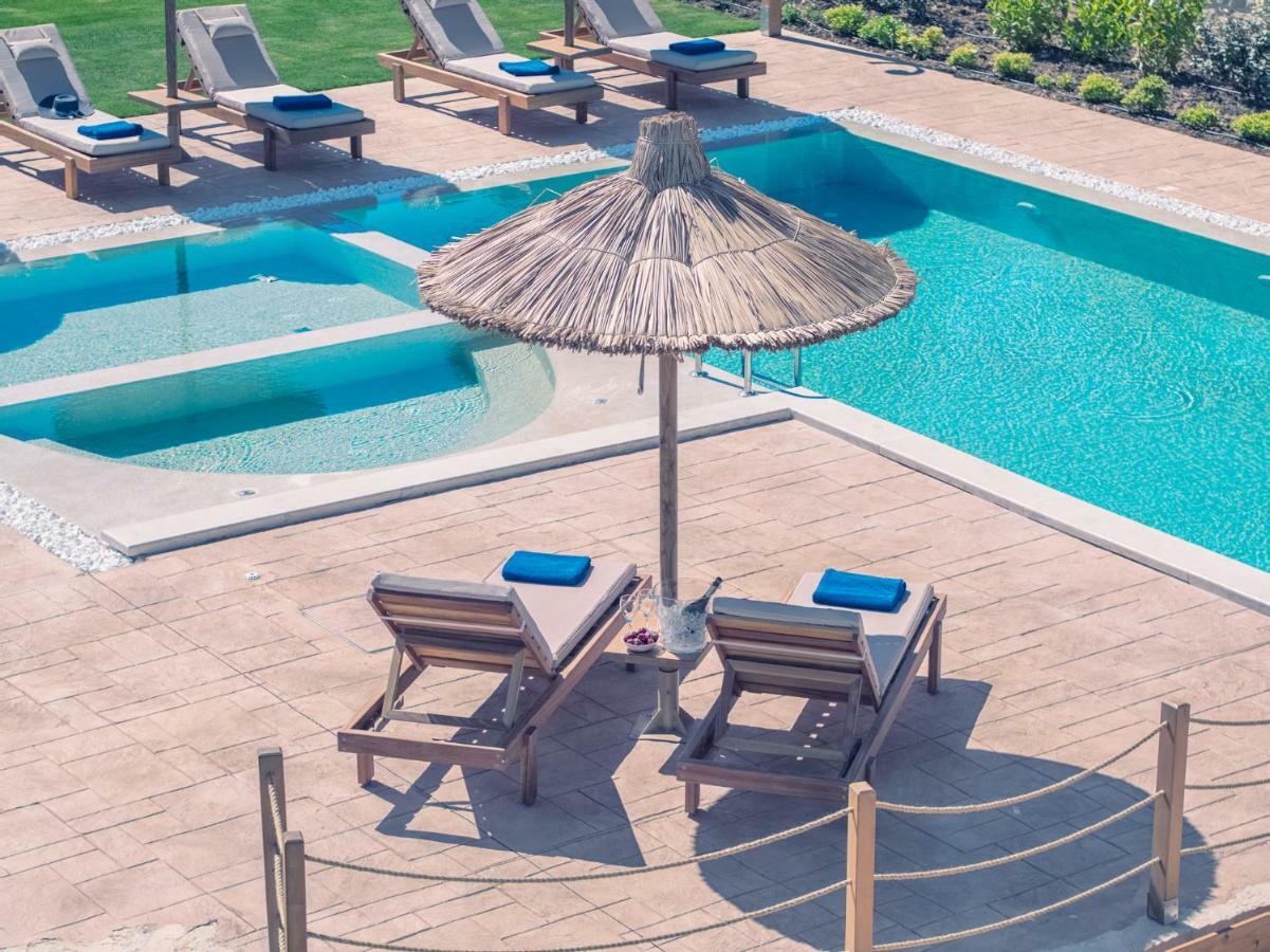 Ivoni Villa, An Iconic Summer Retreat, By Thinkvilla Perama  Екстер'єр фото