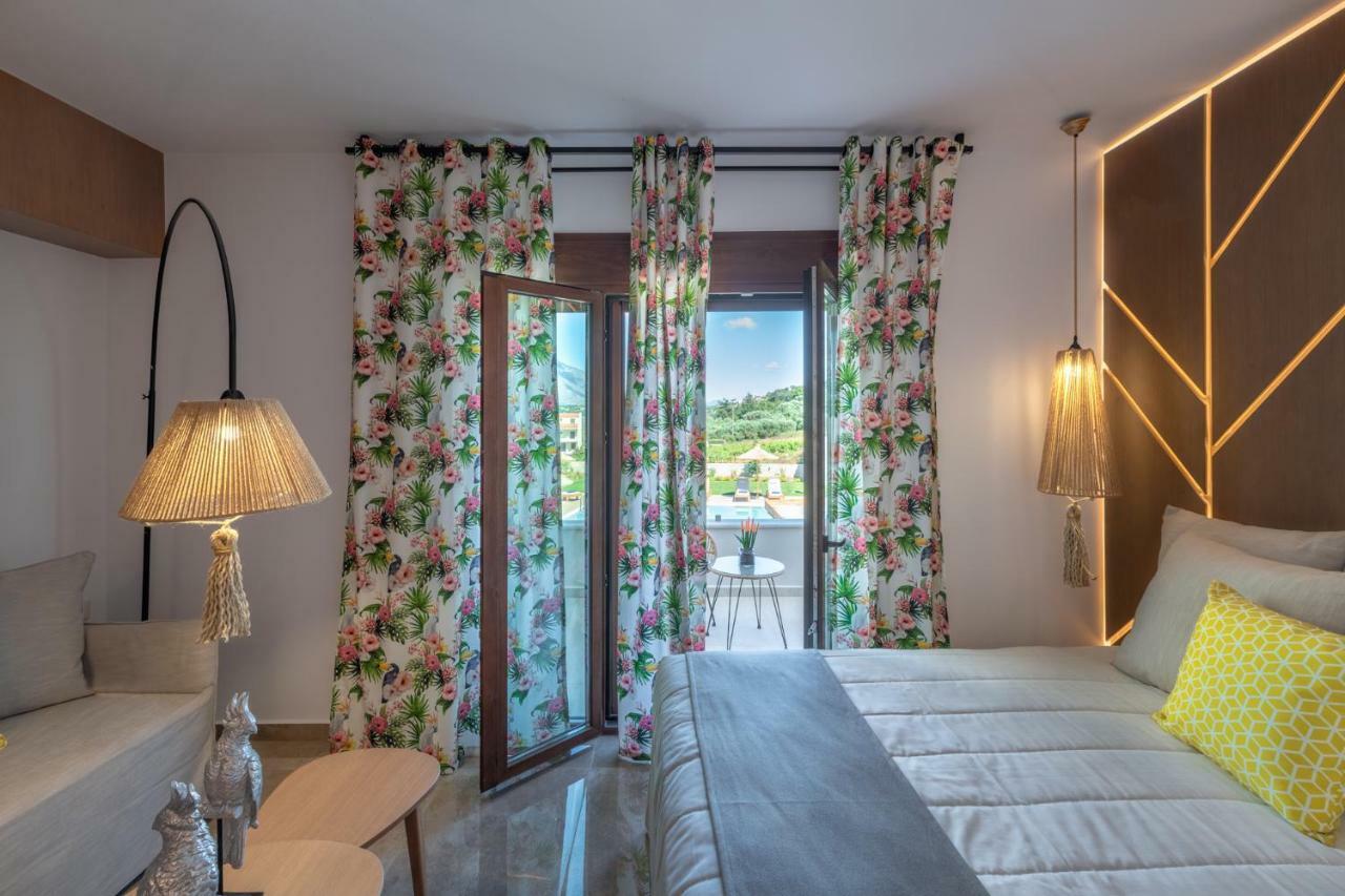 Ivoni Villa, An Iconic Summer Retreat, By Thinkvilla Perama  Екстер'єр фото